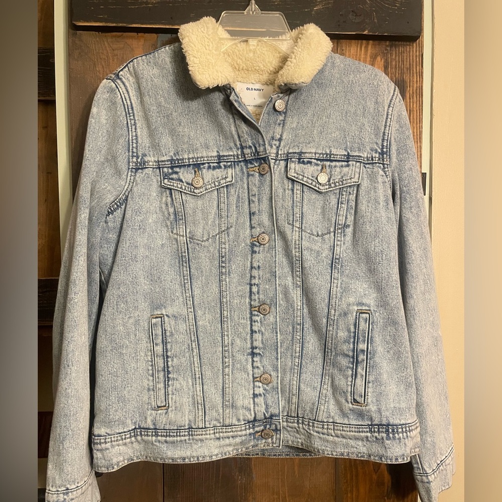 Old Navy Light Blue Denim Jacket with Cream Sherpa Lining